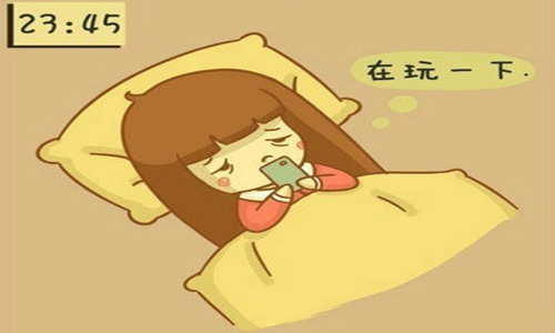 深夜手機黨，當心視力健康，建議貼防藍光膜